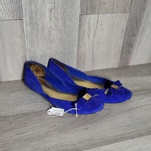 Ted Baker London Womens 6 1/2 Blue Suede Ballet Flats Elegant Designer Slip-Ons